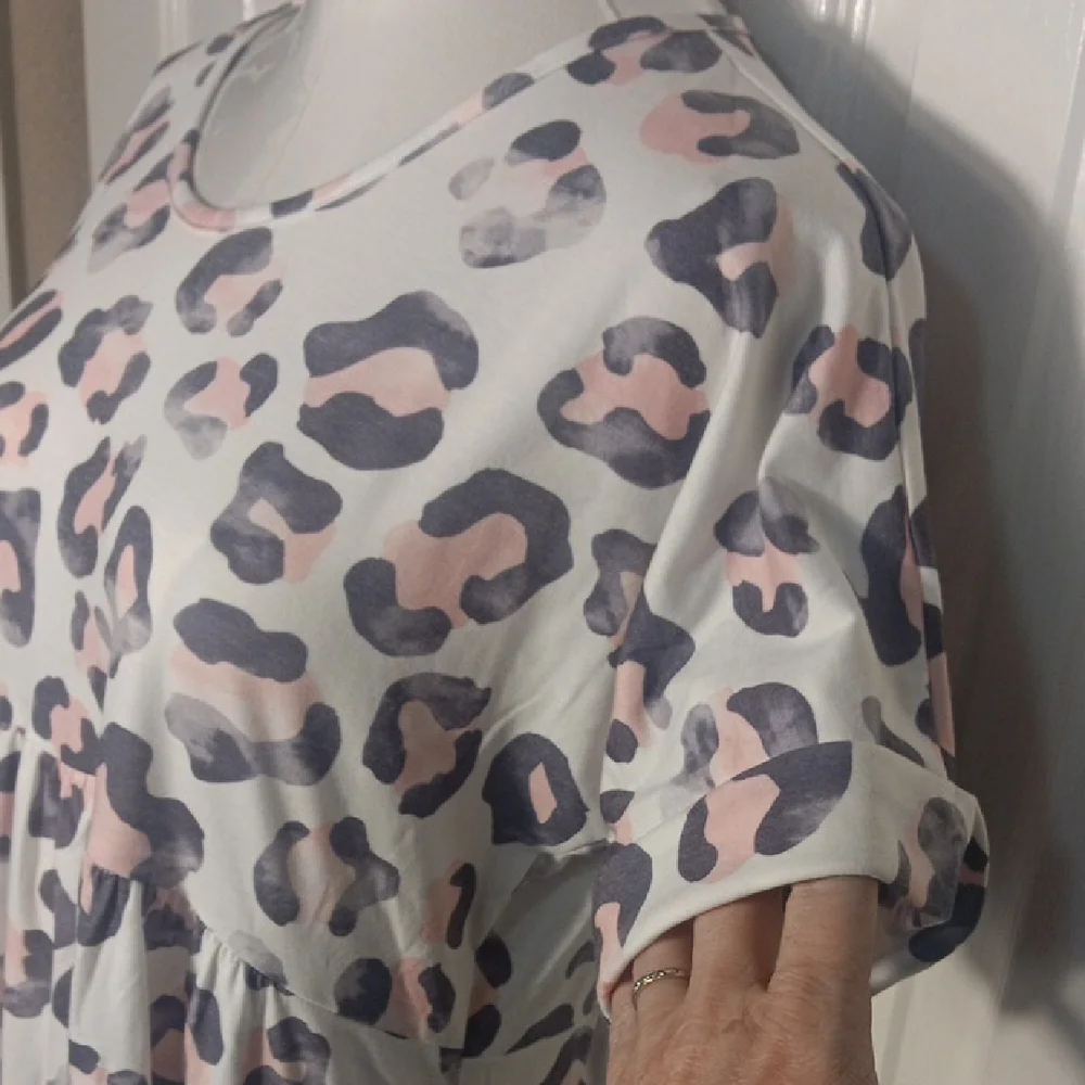 NWT. Southern Stitch Babydoll Style Pink Leopard Print Mini Dress - Picture 5 of 12